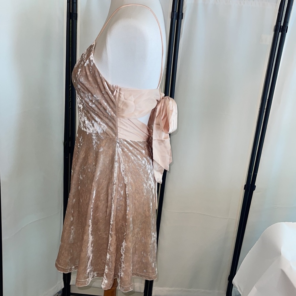 Journee  Dress Size Medium NWT - Picture 7 of 14